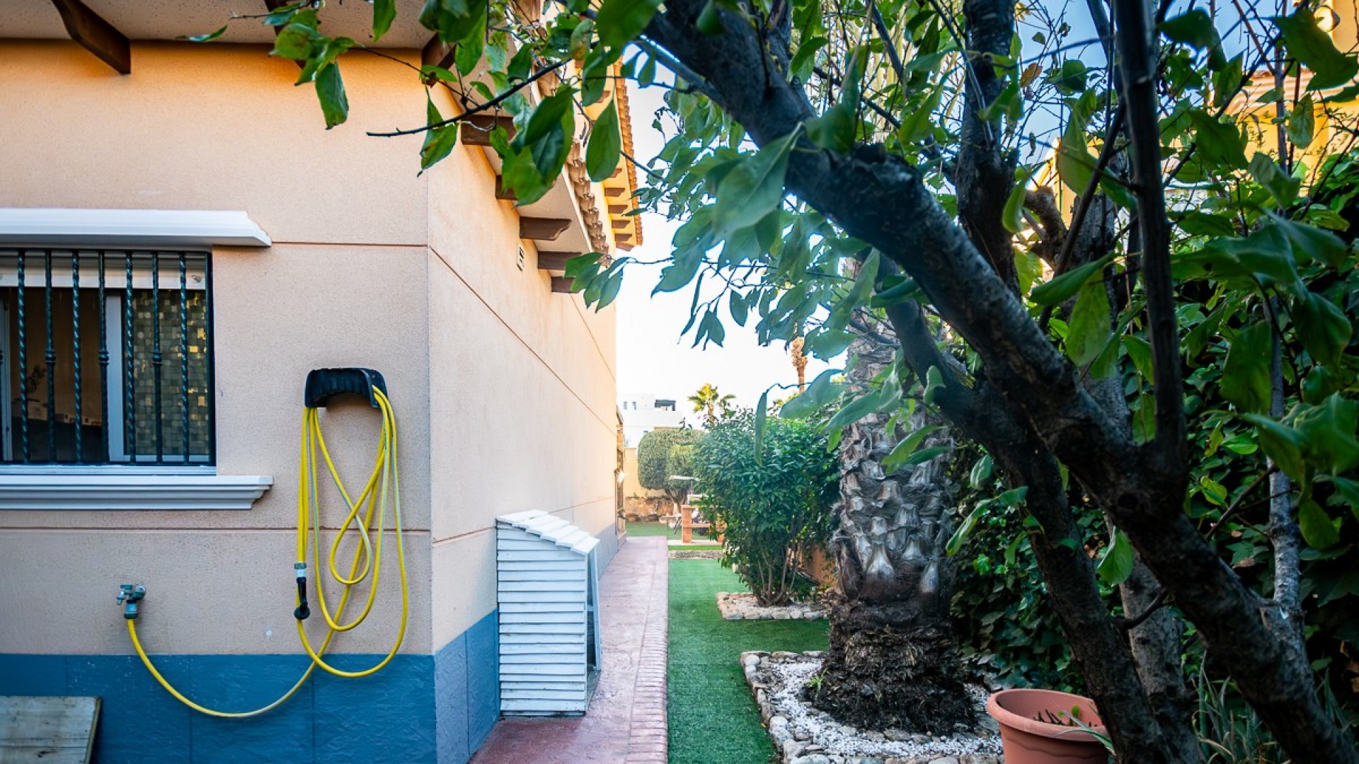 Venta - Chalet Independiente -
Orihuela - Benferri