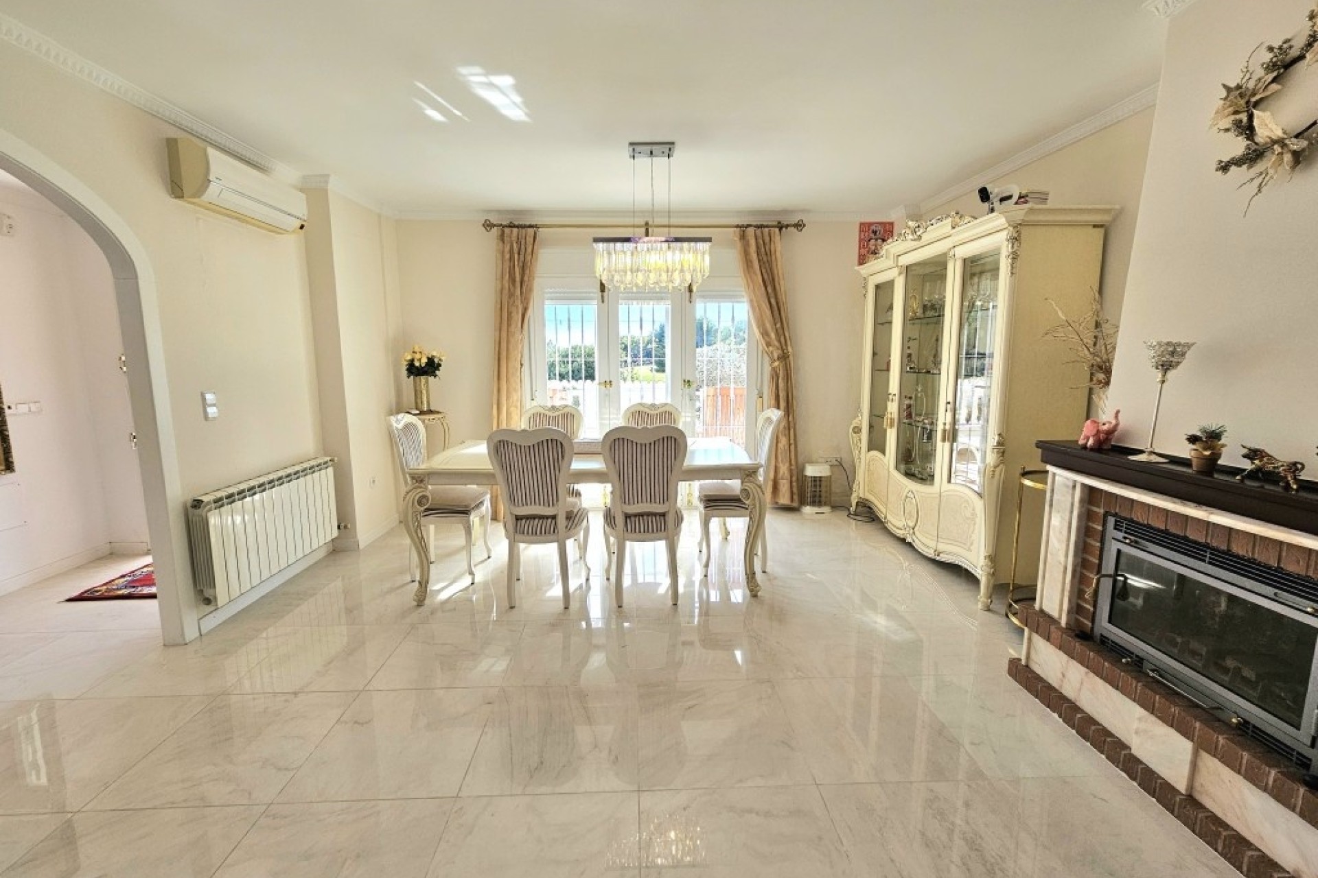 Venta - Chalet Independiente -
Orihuela - Campoamor Golf