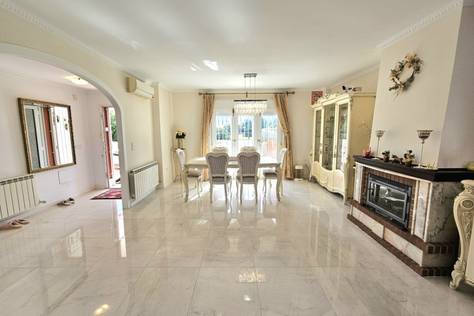Venta - Chalet Independiente -
Orihuela - Campoamor Golf