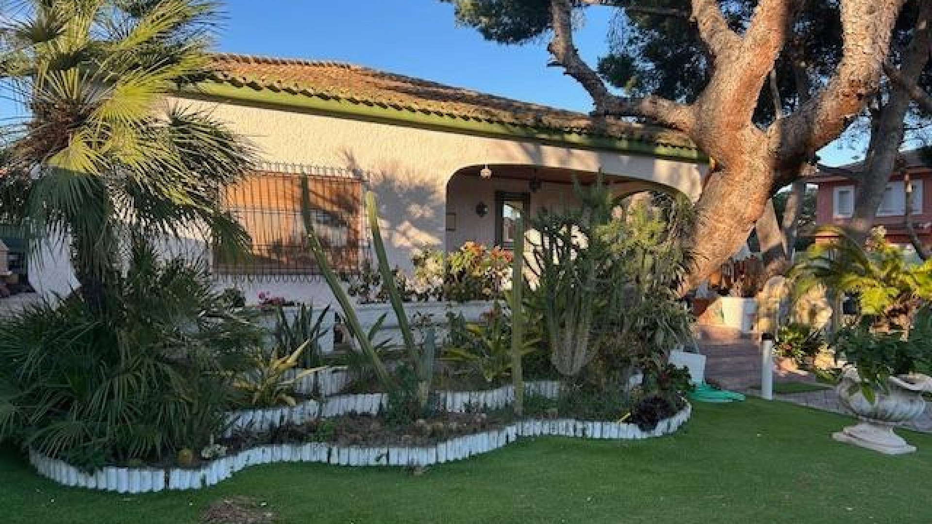 Venta - Chalet Independiente -
Orihuela Costa - Altos de Campoamor