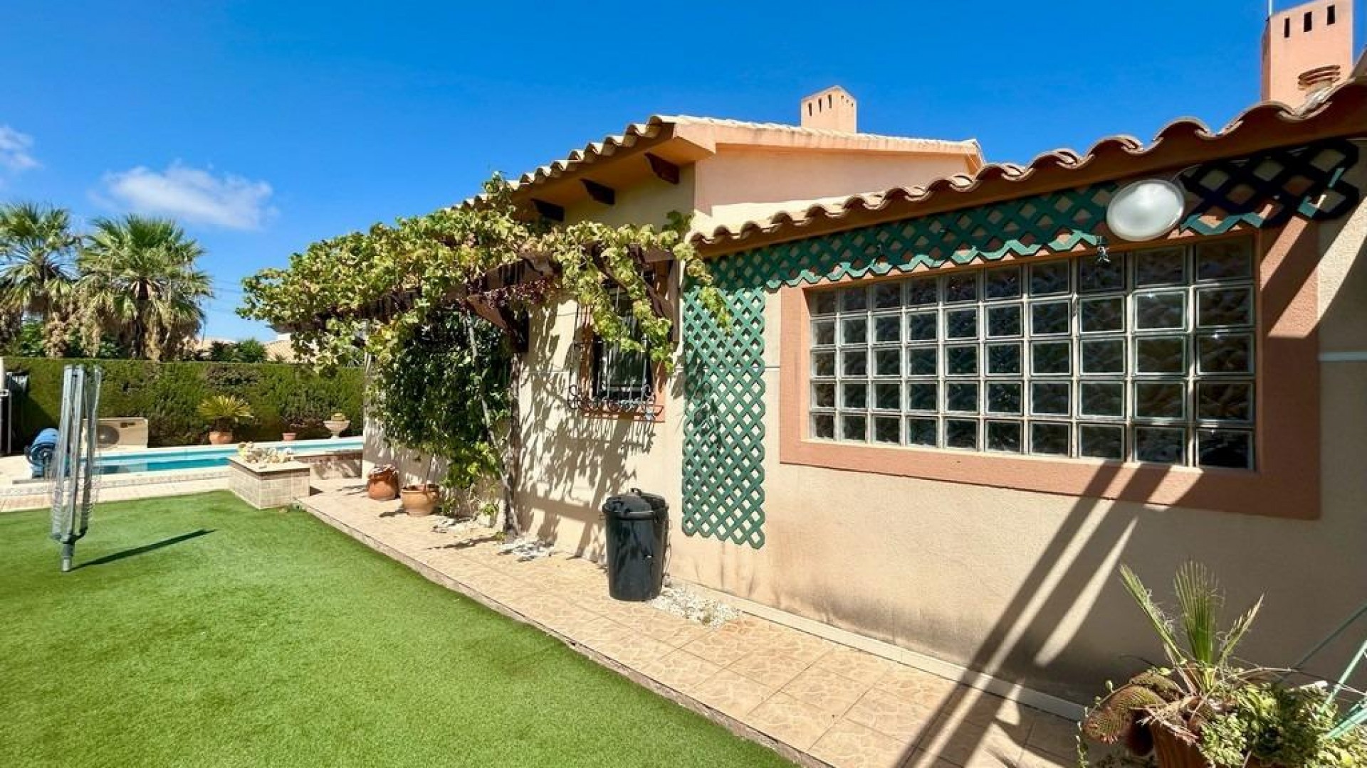 Venta - Chalet Independiente -
Orihuela Costa - Cabo Roig