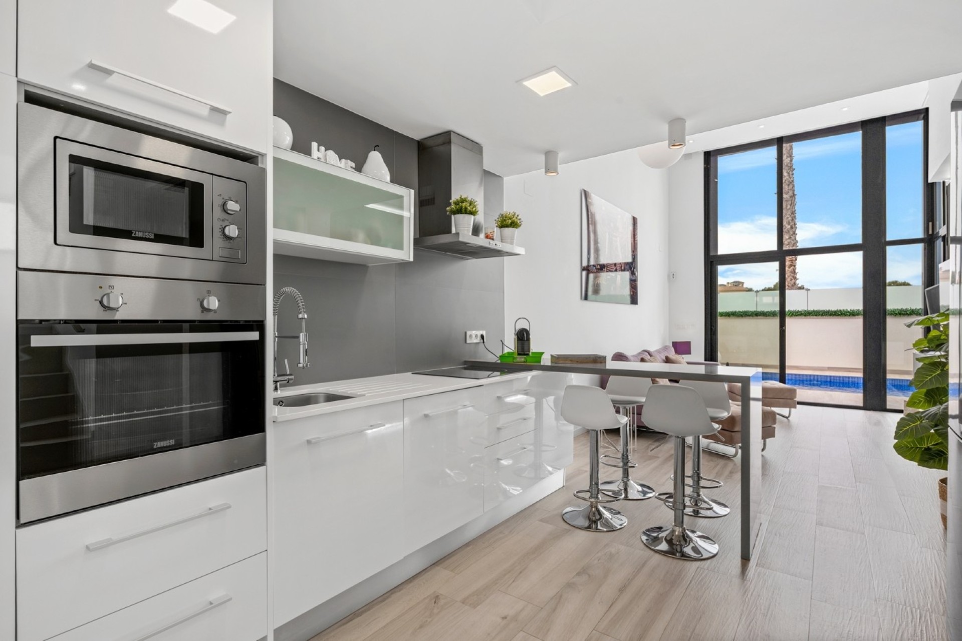 Venta - Chalet Independiente -
Orihuela Costa - Cabo Roig
