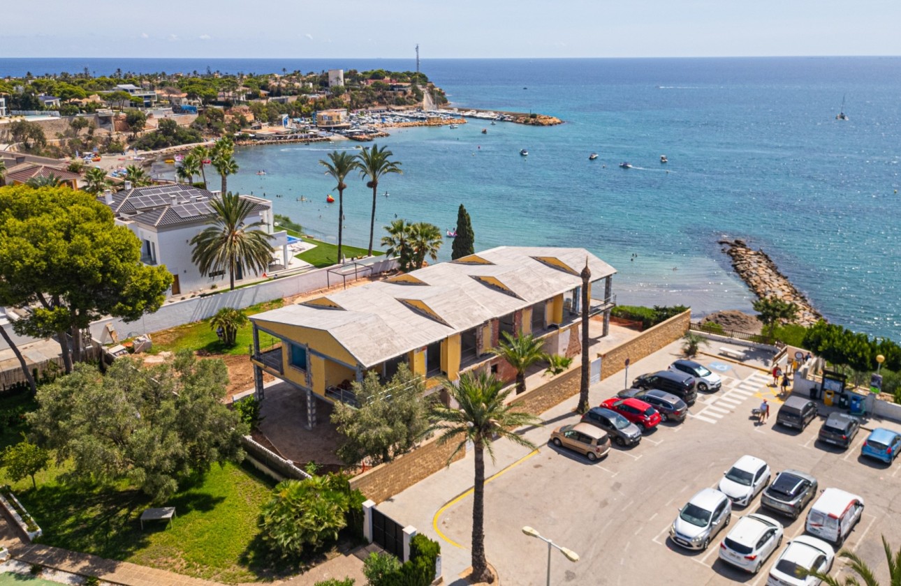 Venta - Chalet Independiente -
Orihuela Costa - Cabo Roig