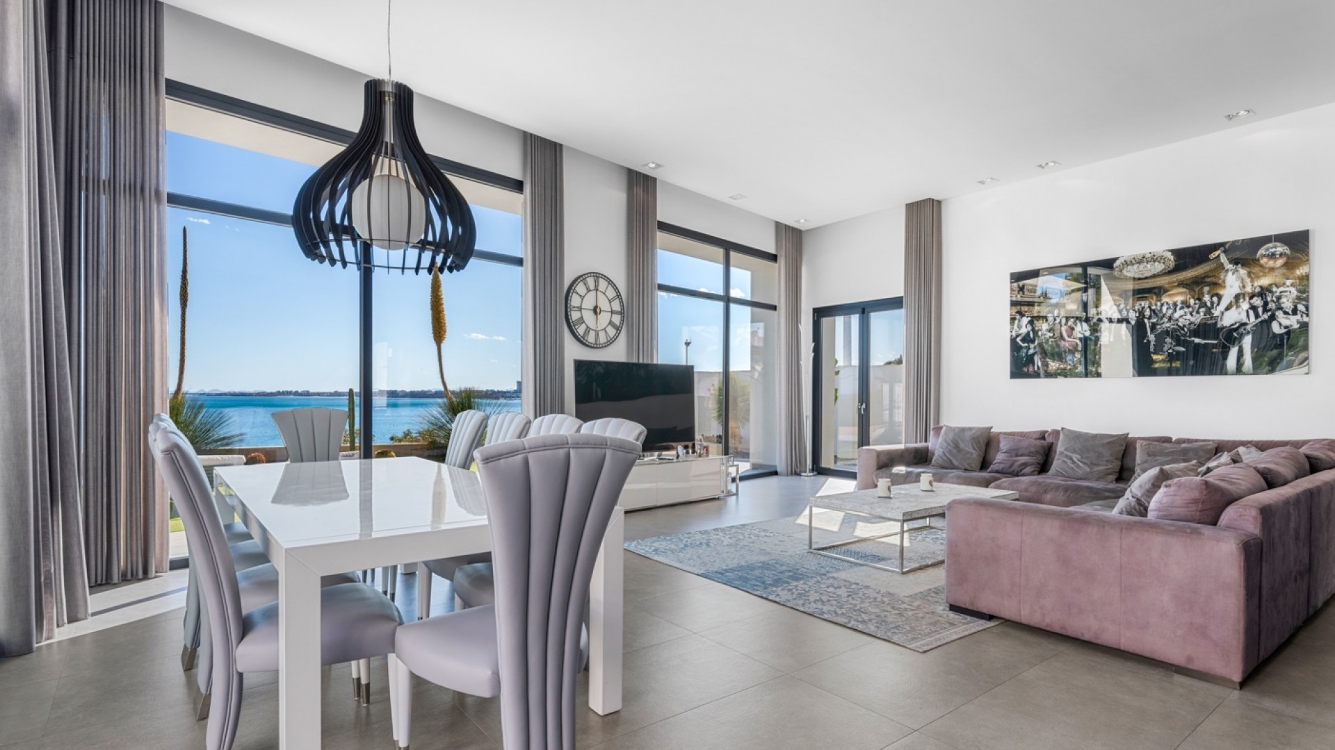 Venta - Chalet Independiente -
Orihuela Costa - Cabo Roig