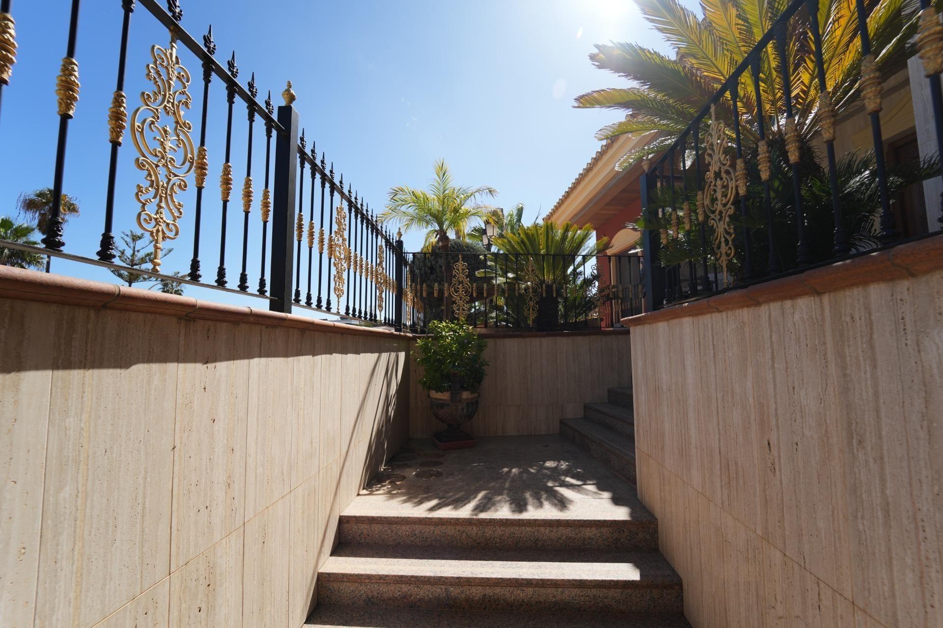 Venta - Chalet Independiente -
Orihuela Costa - Campoamor