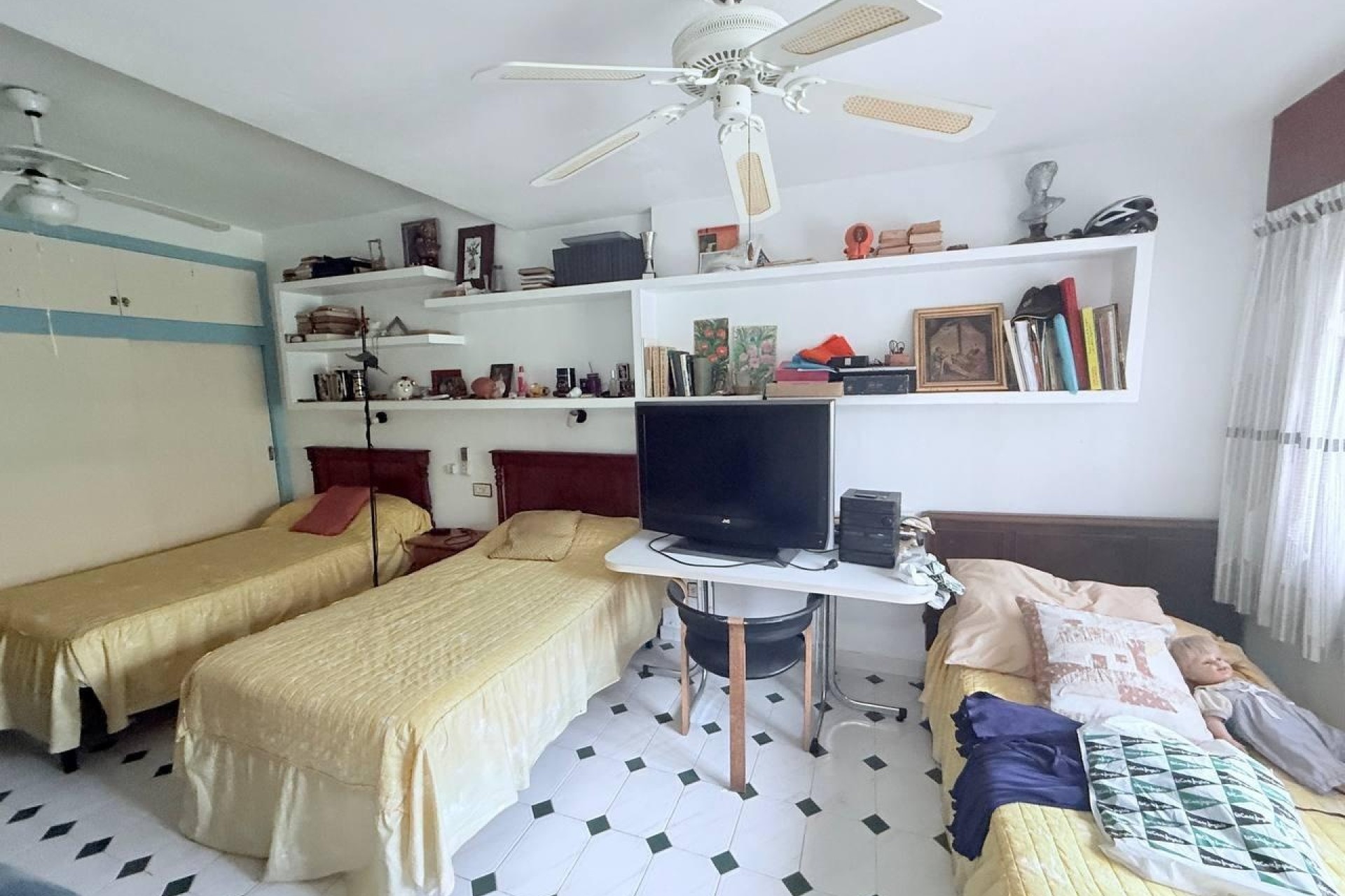 Venta - Chalet Independiente -
Orihuela Costa - Campoamor