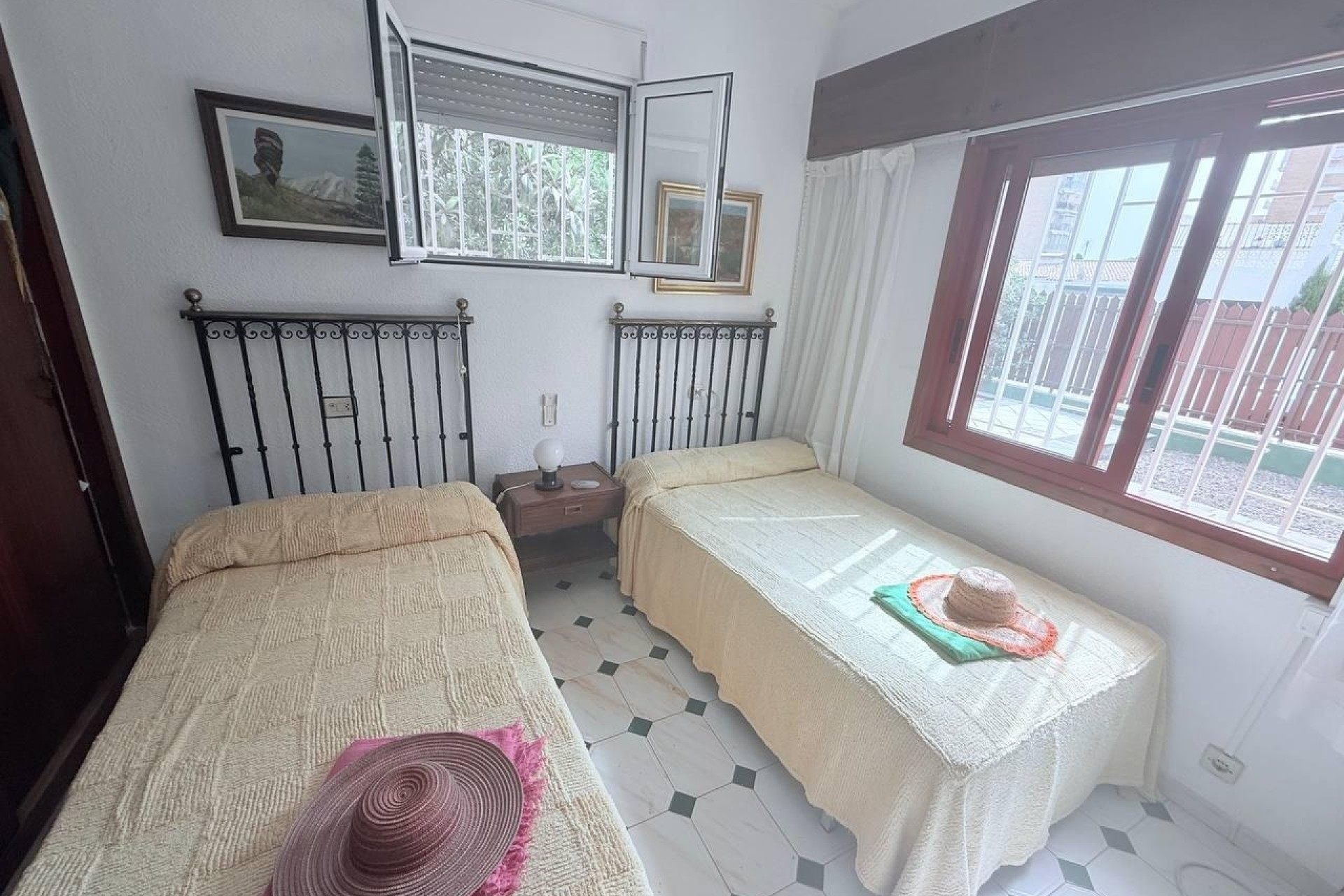 Venta - Chalet Independiente -
Orihuela Costa - Campoamor