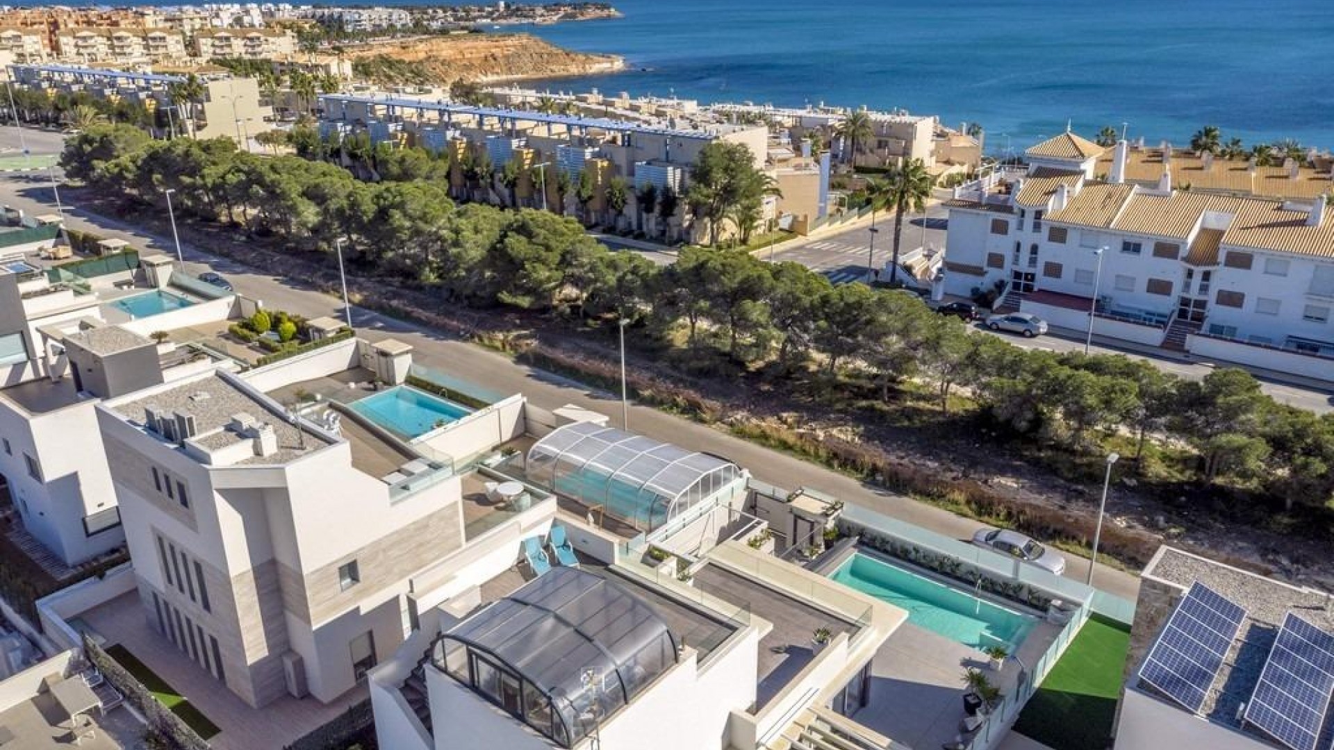 Venta - Chalet Independiente -
Orihuela Costa - Campoamor