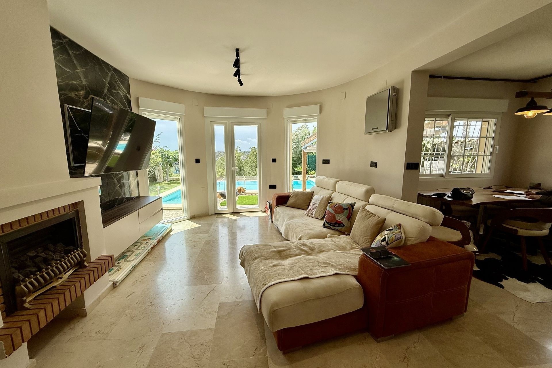 Venta - Chalet Independiente -
Orihuela Costa - Costa Blanca