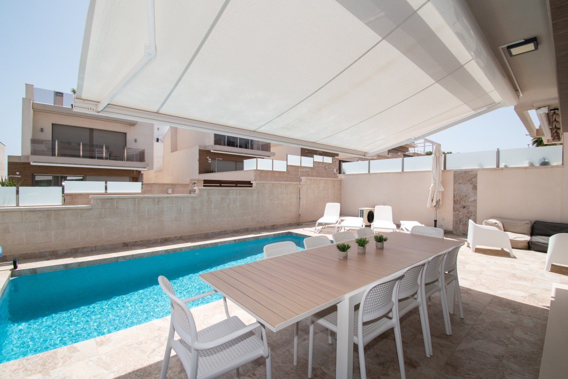 Venta - Chalet Independiente -
Orihuela Costa - Costa Blanca