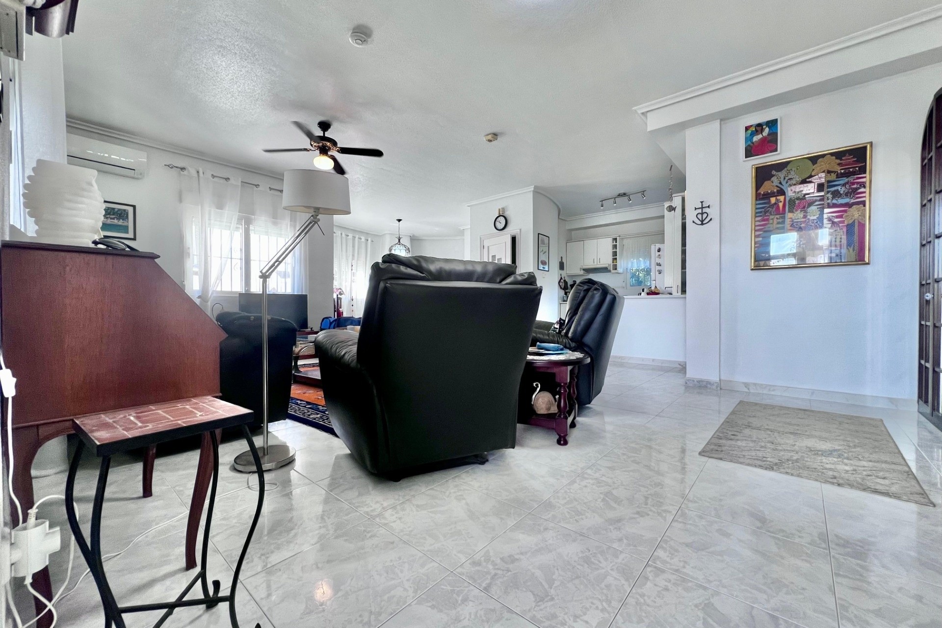 Venta - Chalet Independiente -
Orihuela Costa - La Zenia