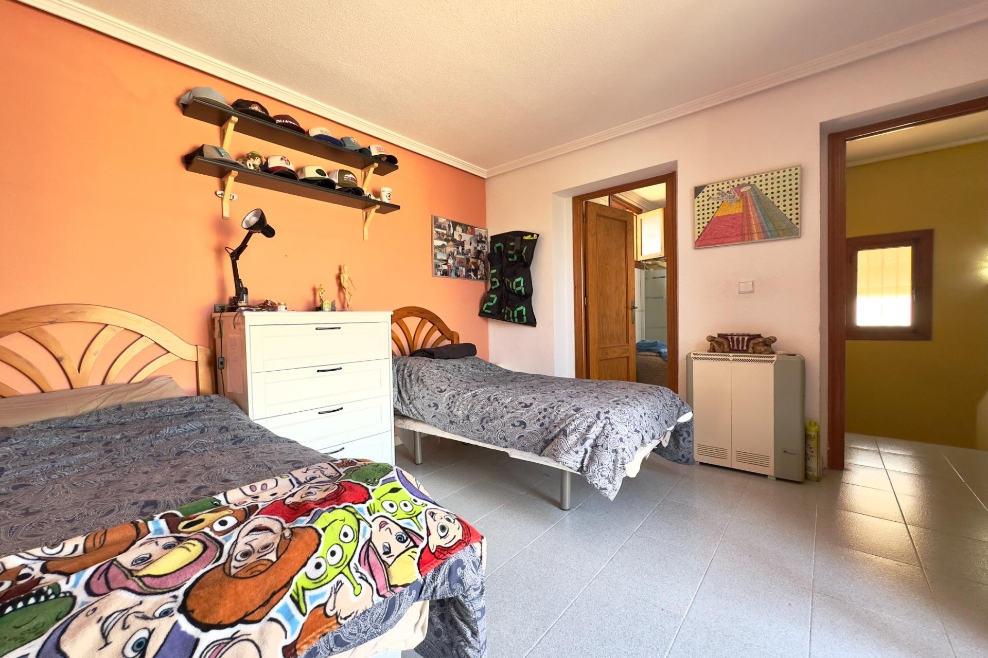 Venta - Chalet Independiente -
Orihuela Costa - La Zenia