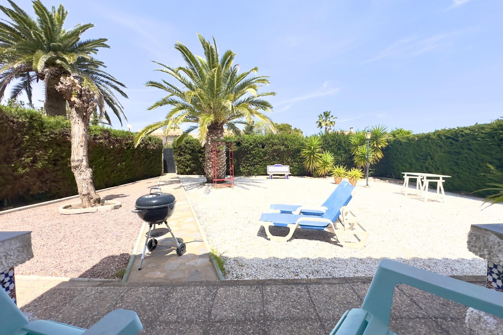 Venta - Chalet Independiente -
Orihuela Costa - La Zenia