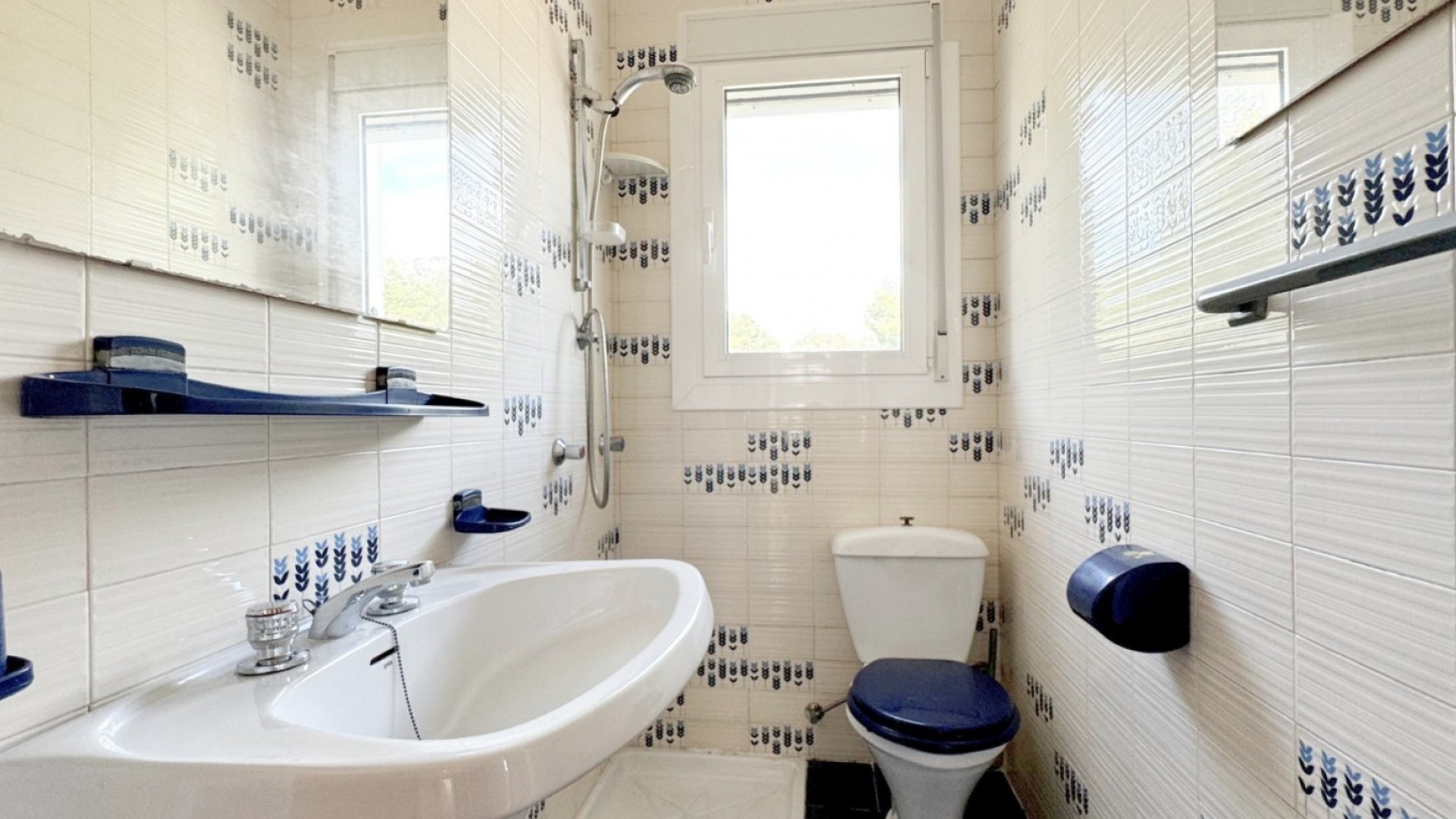 Venta - Chalet Independiente -
Orihuela Costa - La Zenia