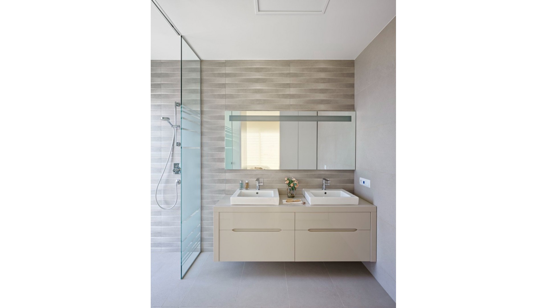 Venta - Chalet Independiente -
Orihuela Costa - Las Colinas Golf