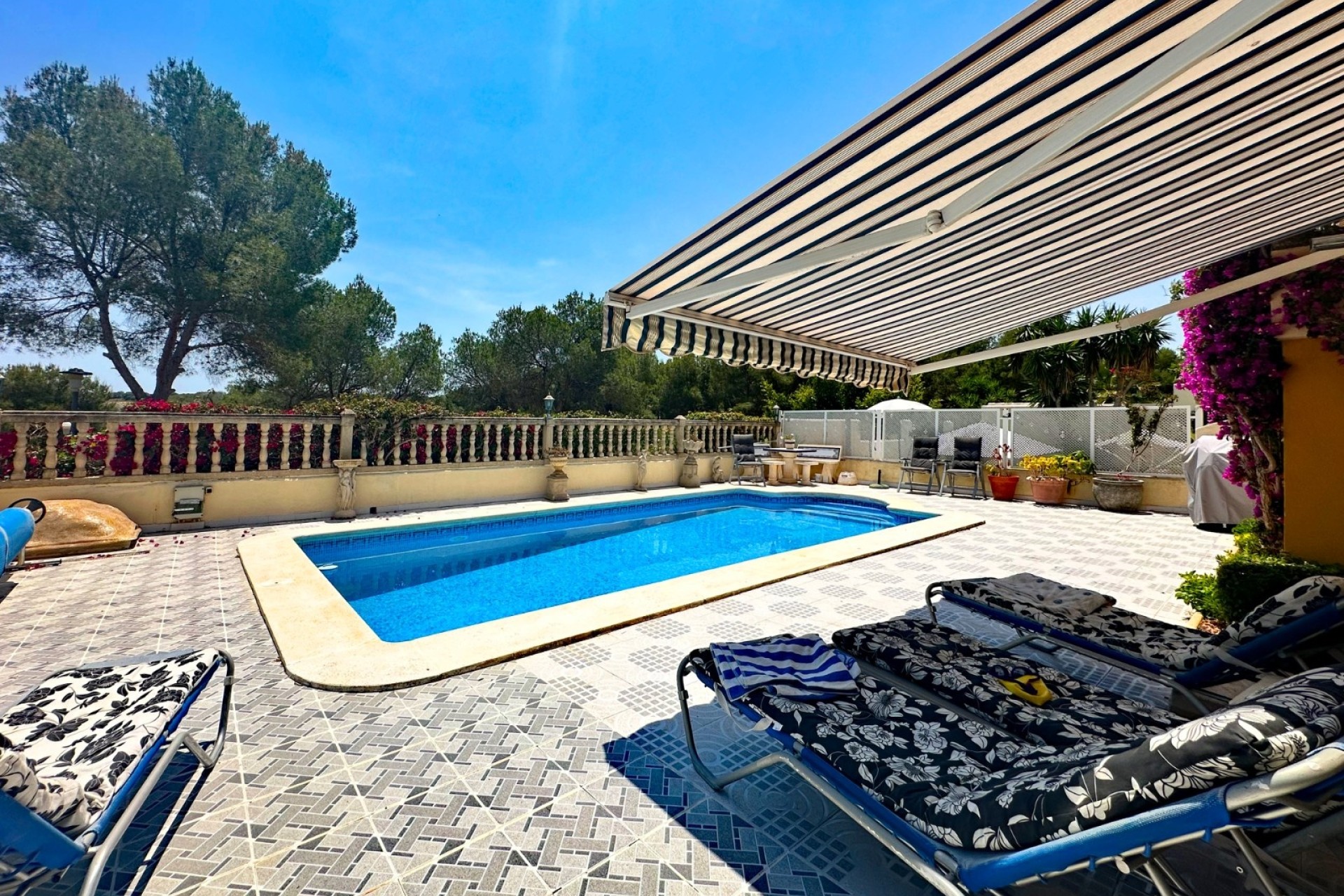 Venta - Chalet Independiente -
Orihuela Costa - Las Ramblas Golf