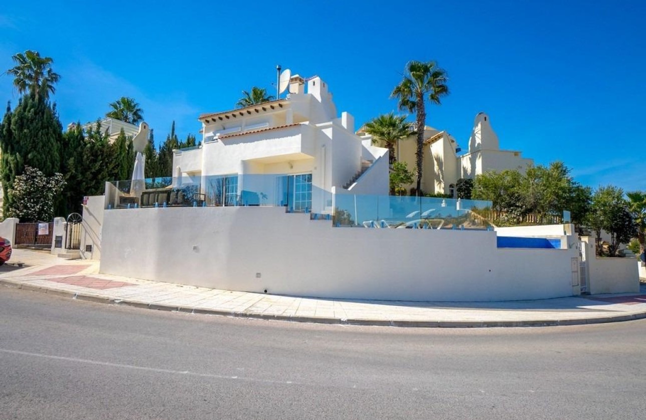 Venta - Chalet Independiente -
Orihuela Costa - Las Ramblas