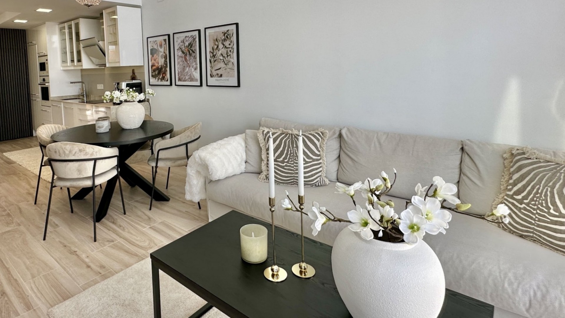 Venta - Chalet Independiente -
Orihuela Costa - Lomas de Cabo Roig