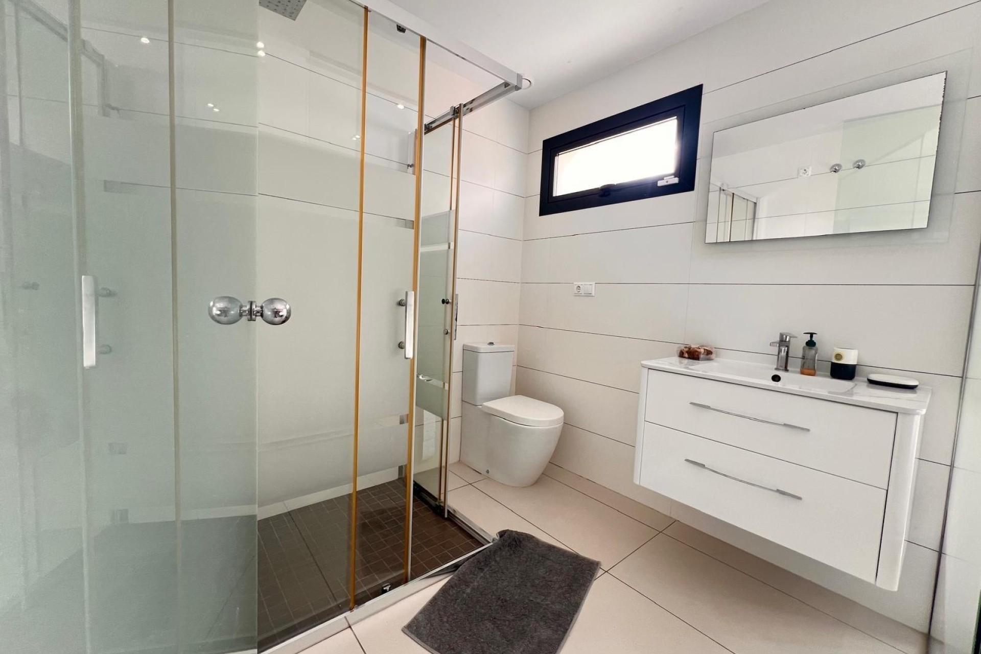 Venta - Chalet Independiente -
Orihuela Costa - Lomas de Cabo Roig