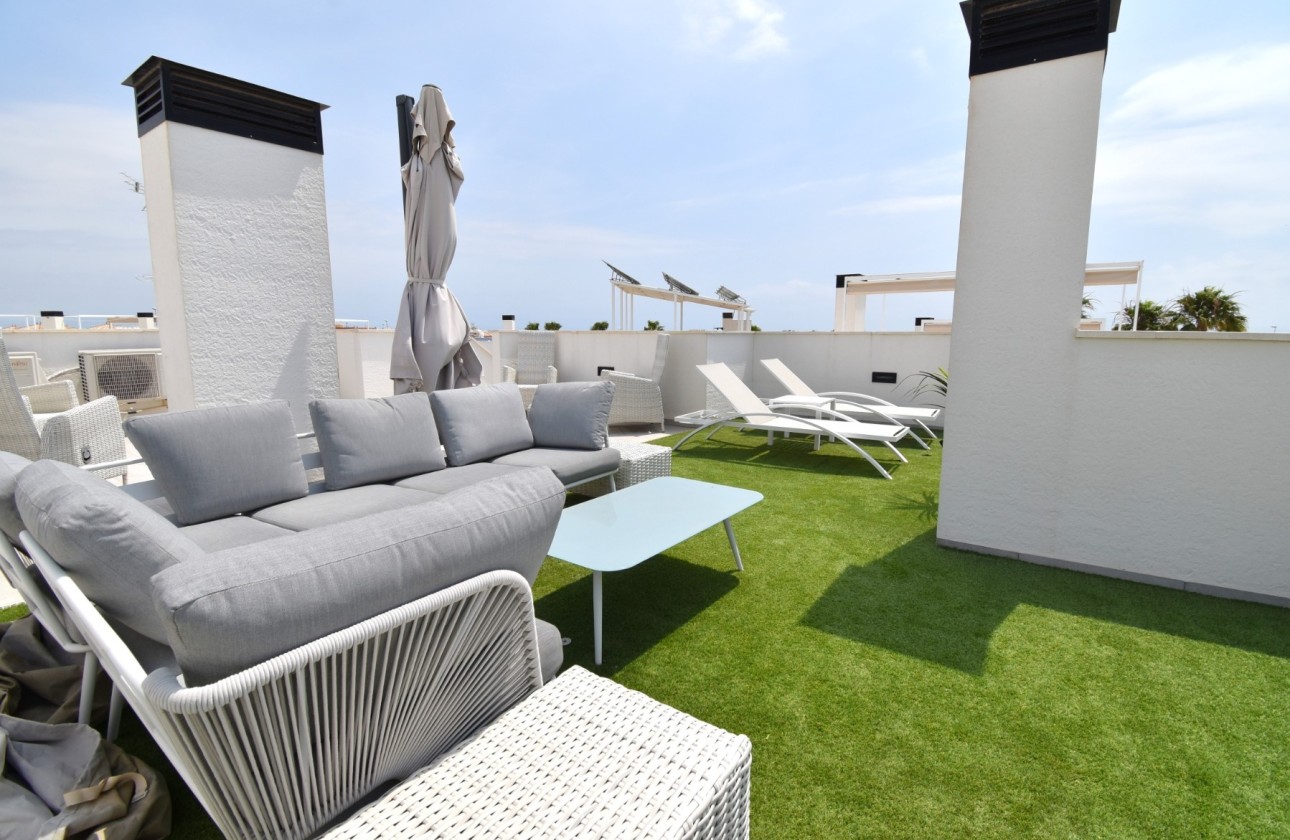 Venta - Chalet Independiente -
Orihuela Costa - Lomas de Cabo Roig