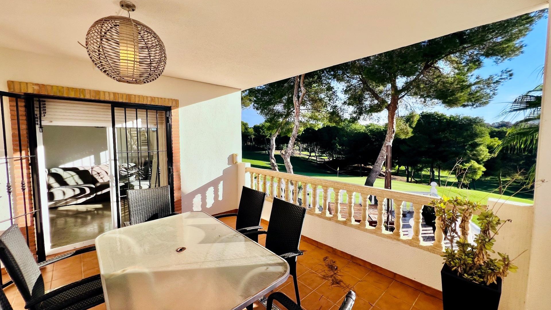 Venta - Chalet Independiente -
Orihuela Costa - Lomas de Campoamor-Las Ramblas