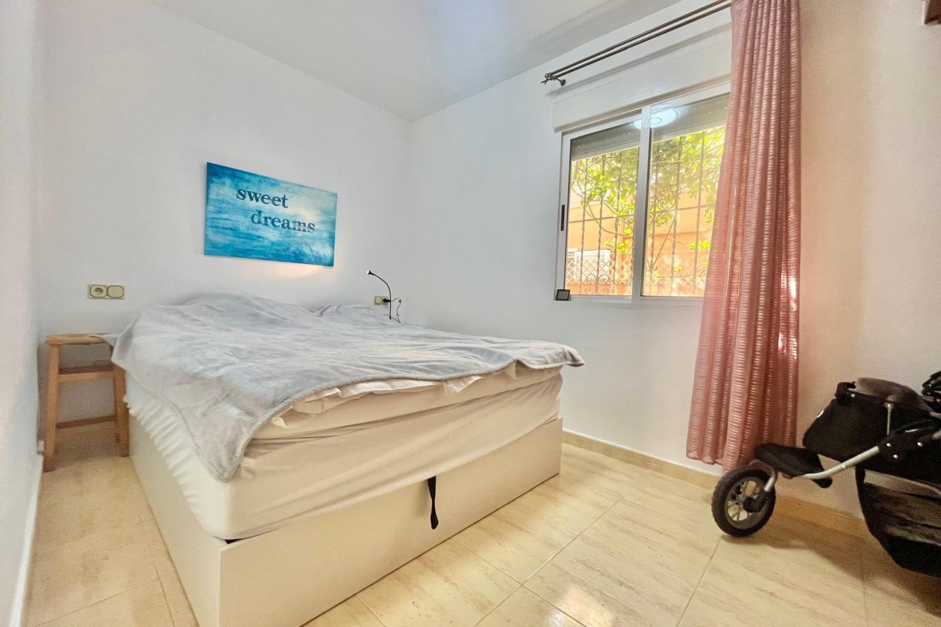 Venta - Chalet Independiente -
Orihuela Costa - Los Almendros-la Florida