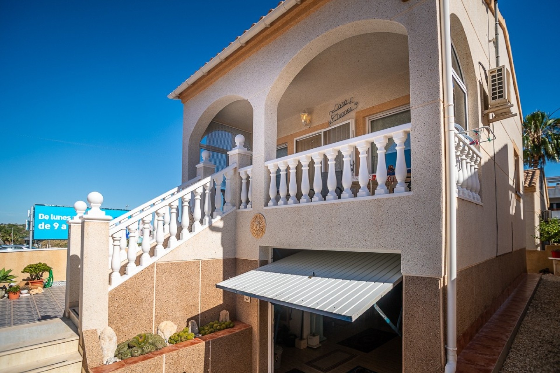Venta - Chalet Independiente -
Orihuela Costa - Los Altos