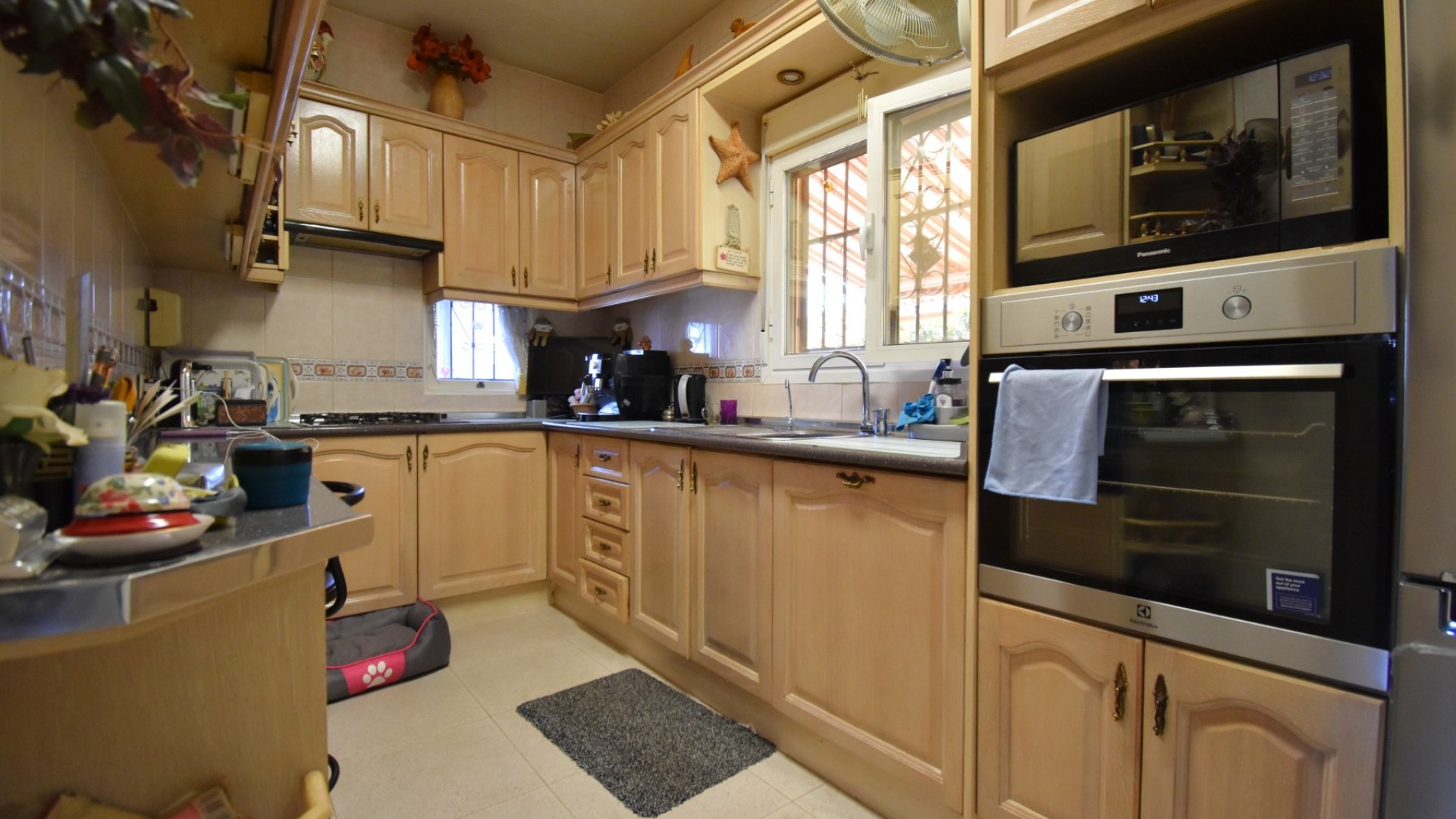 Venta - Chalet Independiente -
Orihuela Costa - Los Balcones