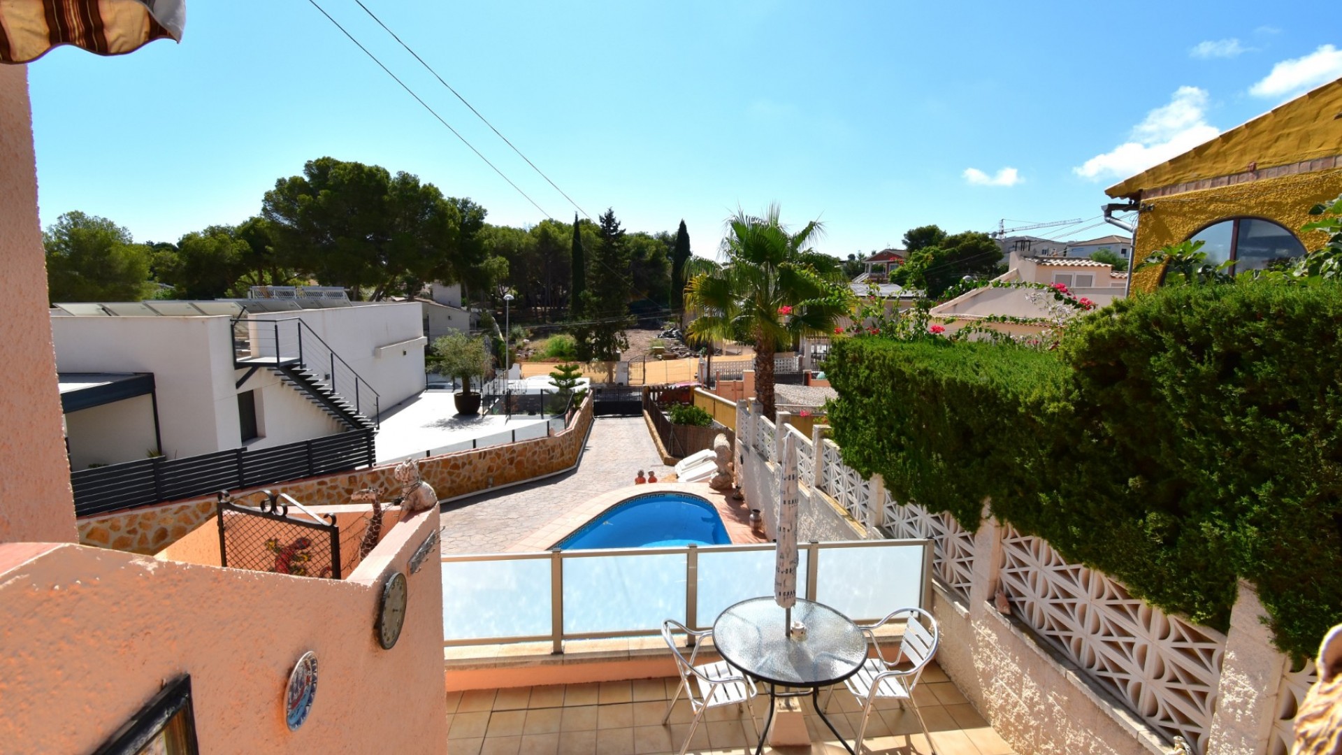 Venta - Chalet Independiente -
Orihuela Costa - Los Balcones
