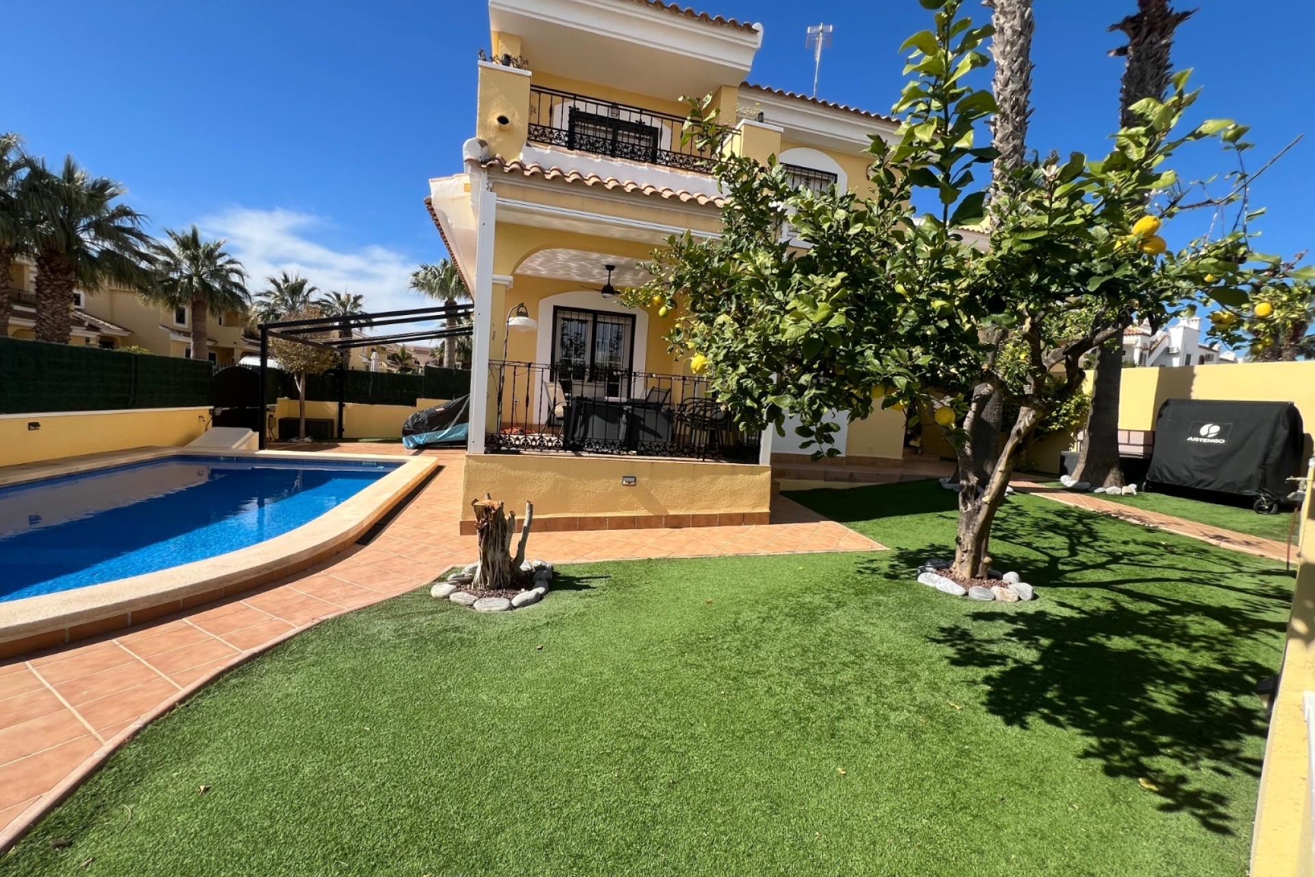 Venta - Chalet Independiente -
Orihuela Costa - Los Dolses