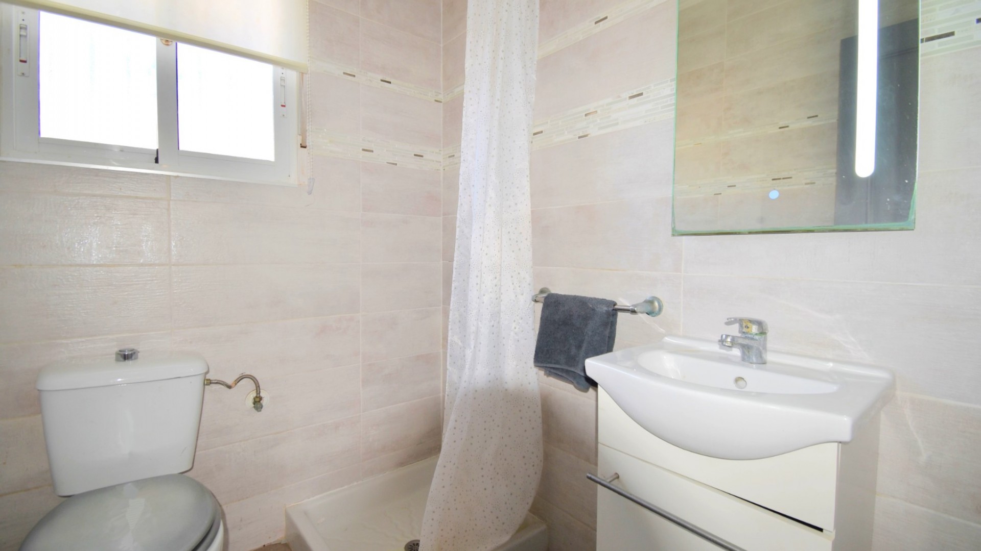 Venta - Chalet Independiente -
Orihuela Costa - Playa Flamenca