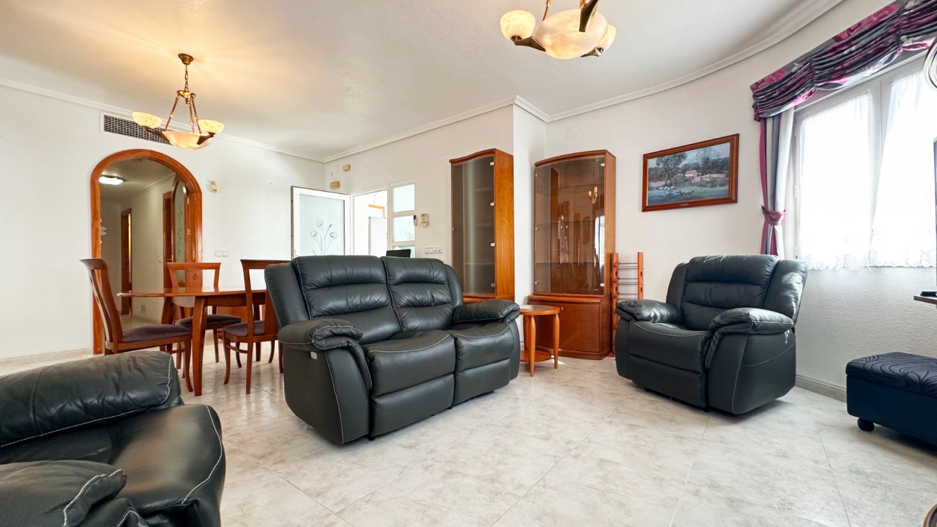 Venta - Chalet Independiente -
Orihuela Costa - Playa Flamenca