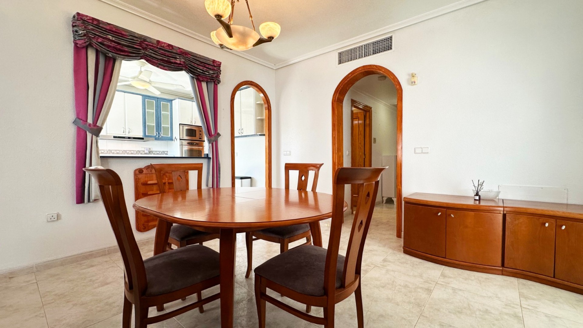 Venta - Chalet Independiente -
Orihuela Costa - Playa Flamenca