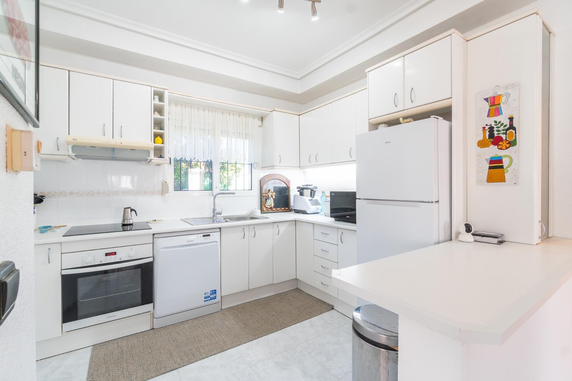 Venta - Chalet Independiente -
Orihuela Costa - Playa Flamenca