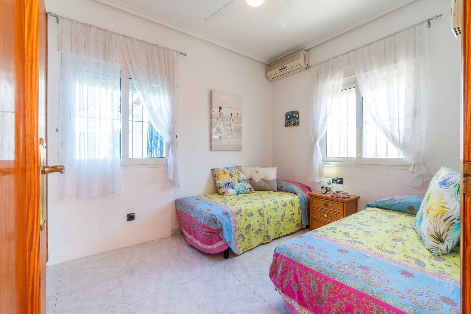 Venta - Chalet Independiente -
Orihuela Costa - Playa Flamenca