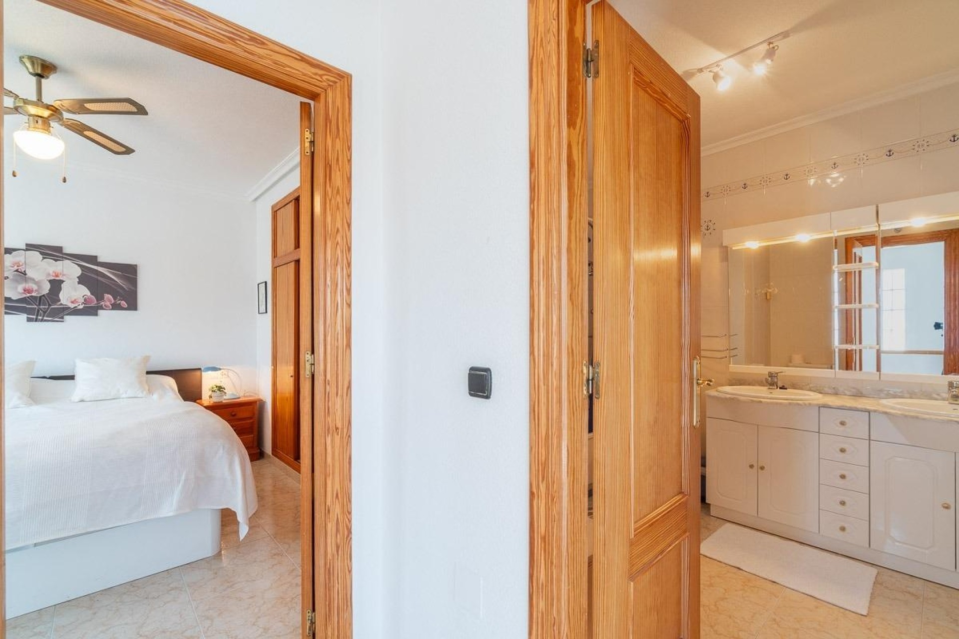 Venta - Chalet Independiente -
Orihuela Costa - Playa Flamenca