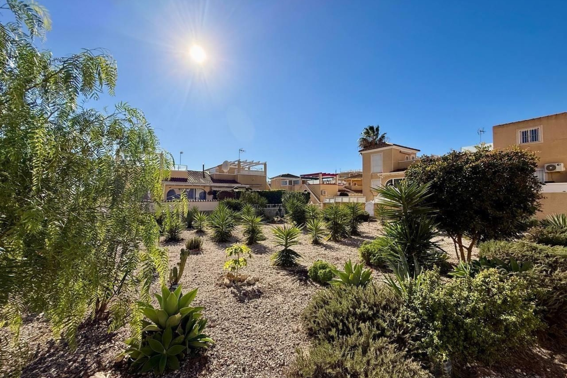 Venta - Chalet Independiente -
Orihuela Costa - Playa Flamenca
