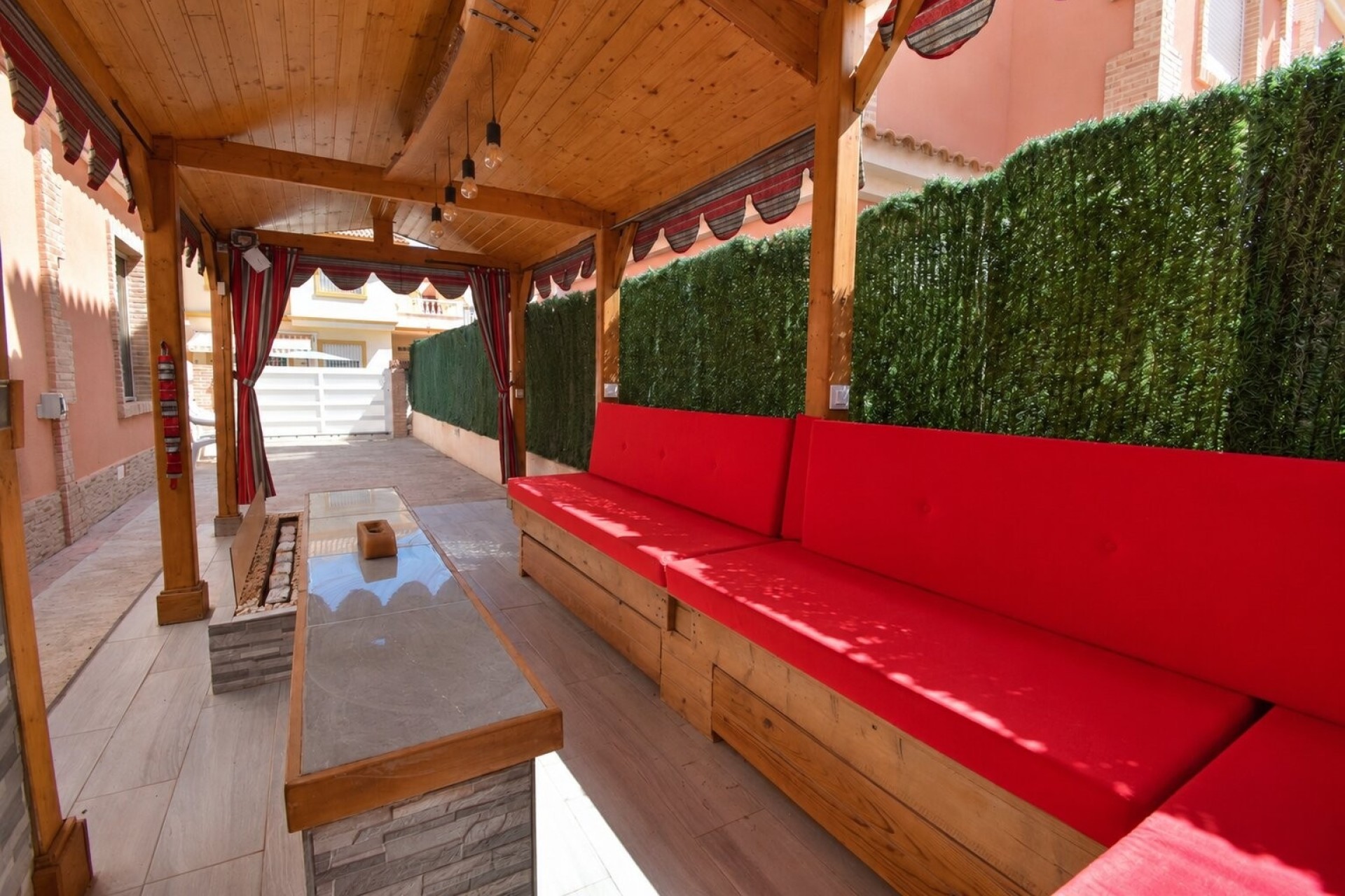 Venta - Chalet Independiente -
Orihuela Costa - Playa Flamenca