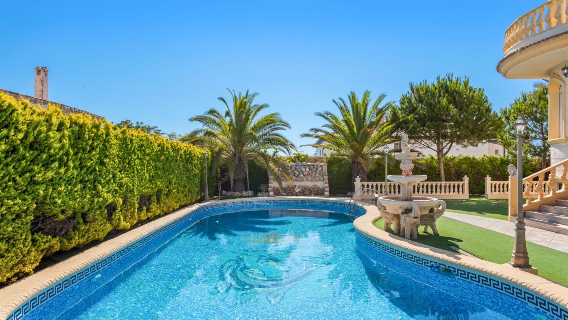 Venta - Chalet Independiente -
Orihuela Costa - Playa Flamenca