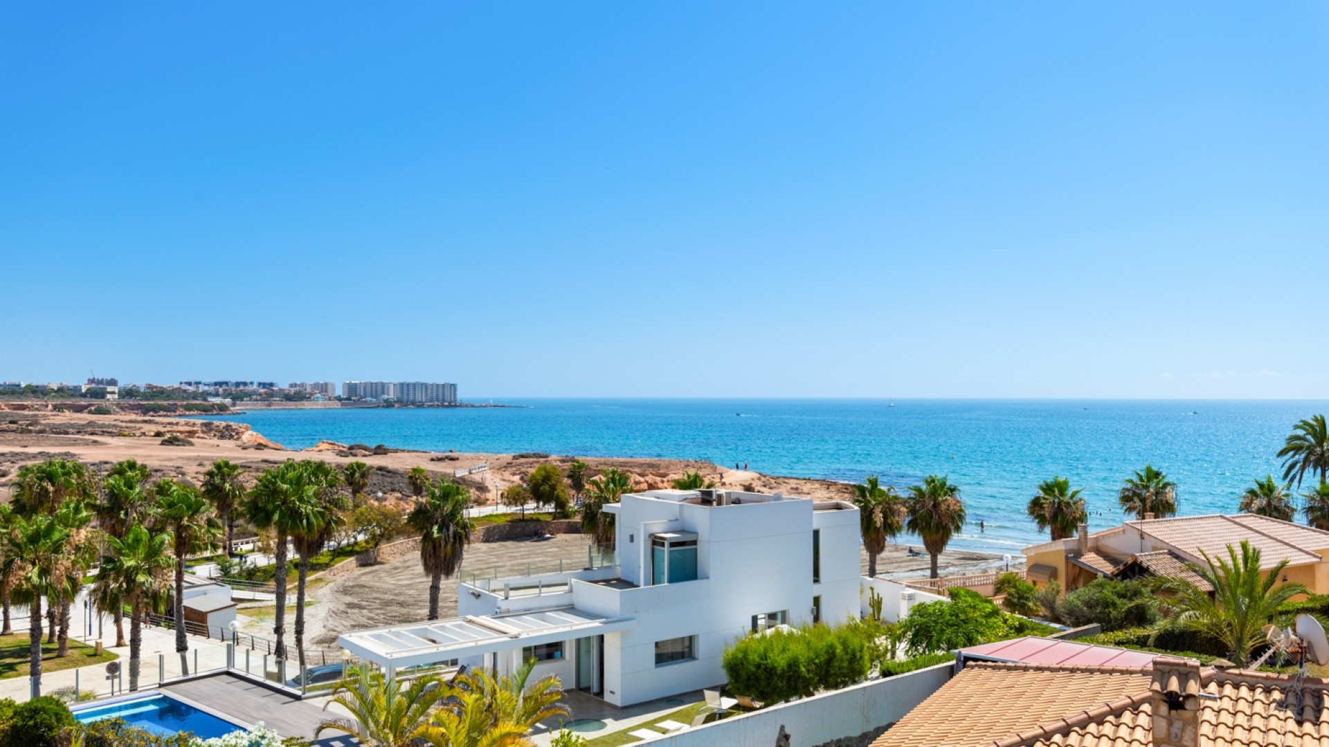 Venta - Chalet Independiente -
Orihuela Costa - Playa Flamenca