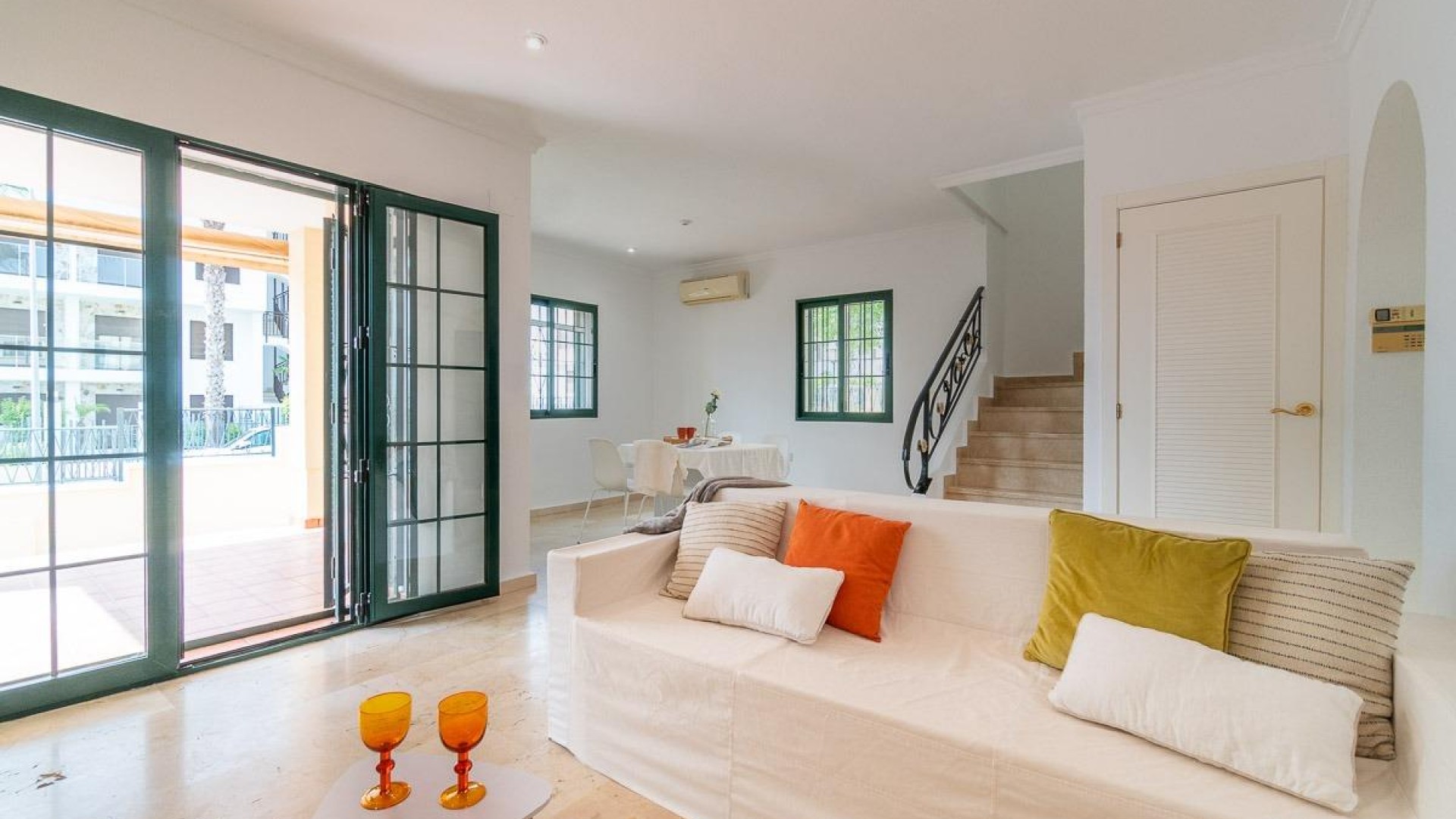 Venta - Chalet Independiente -
Orihuela Costa - Villamartín-Las Filipinas