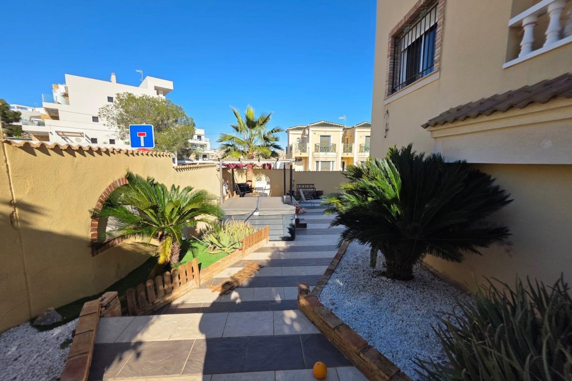 Venta - Chalet Independiente -
Orihuela Costa - Villamartín-Las Filipinas