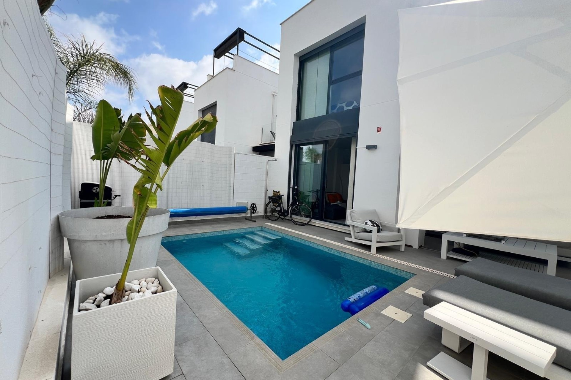 Venta - Chalet Independiente -
Orihuela Costa - Villamartín-Las Filipinas
