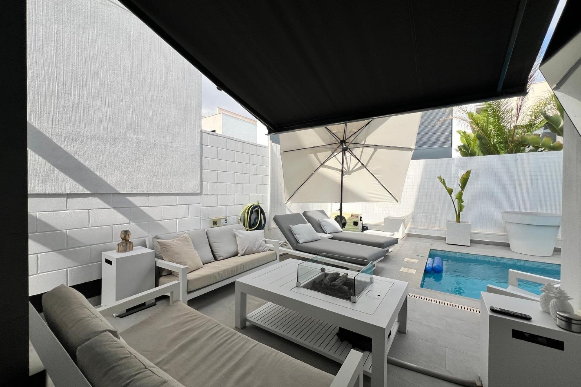 Venta - Chalet Independiente -
Orihuela Costa - Villamartín-Las Filipinas
