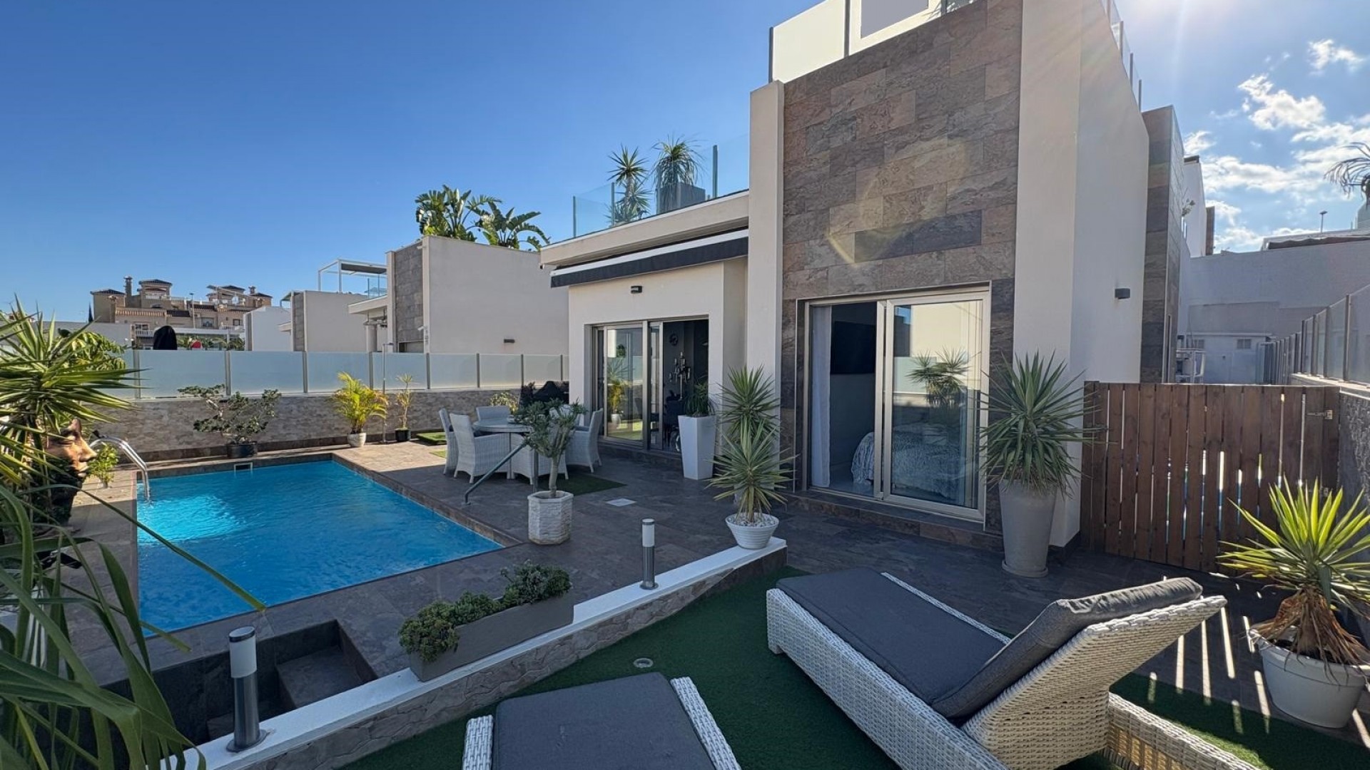 Venta - Chalet Independiente -
Orihuela Costa - Villamartín