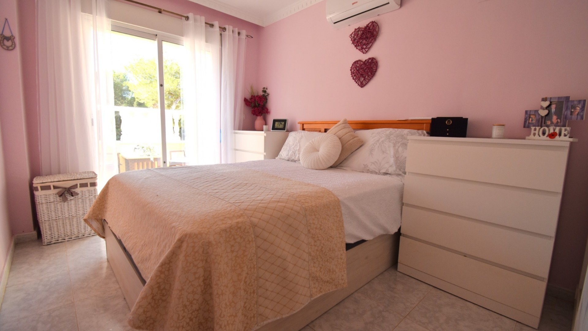 Venta - Chalet Independiente -
Orihuela Costa - Villamartin