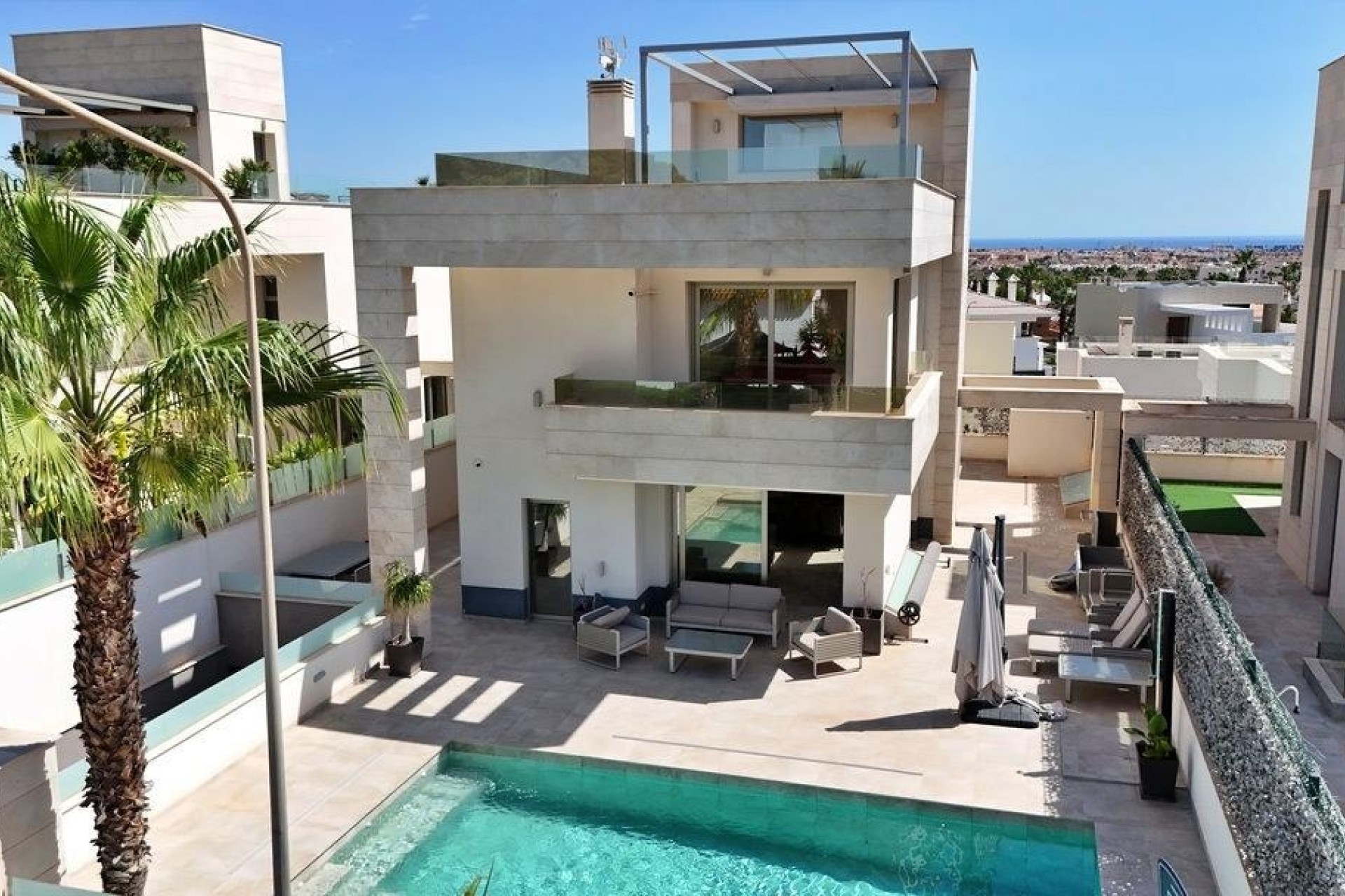 Venta - Chalet Independiente -
Orihuela Costa - Villamartín