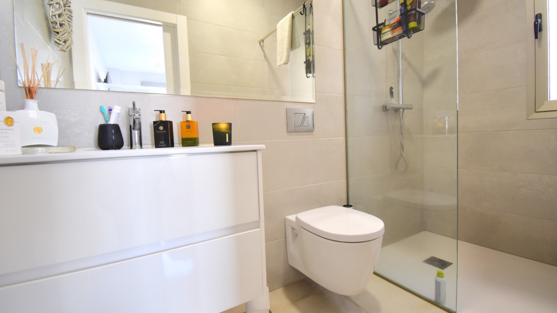 Venta - Chalet Independiente -
Orihuela Costa - Villamartin