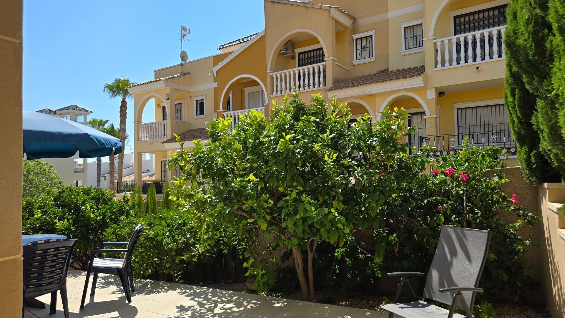 Venta - Chalet Independiente -
Orihuela Costa