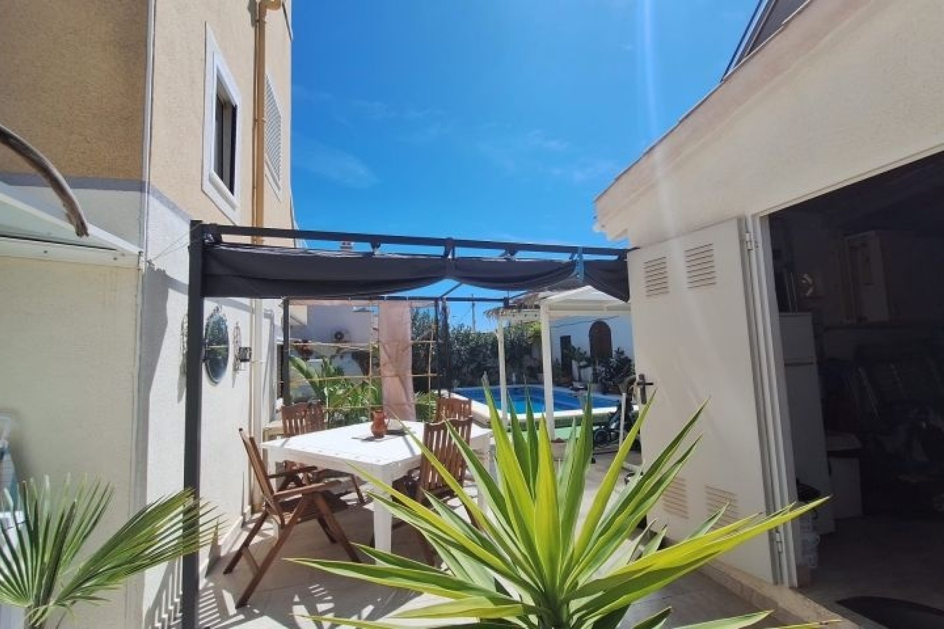 Venta - Chalet Independiente -
Orihuela Costa